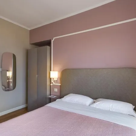 Guest house Mercury